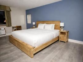 NHS Single King, hotel in Nisswa