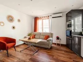 2-3 pièces au coeur d'Antibes- Plage & Gare à pied