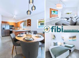 Modern Hialeah Escape Backyard Casino Park, hotel a Hialeah