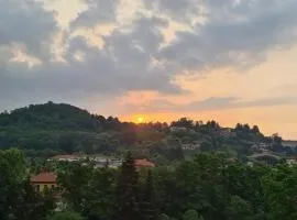 La casa di Mady - Attico vista colline e Monviso