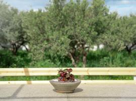 Olive Bliss Retreat, hotel a Sitia