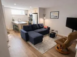3732 Underground Cozy Stay in Royal Bay