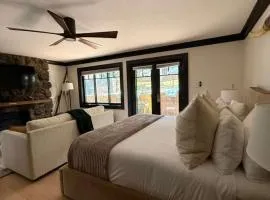 Spacious 3 & 3 in Aspen's Core with Sauna