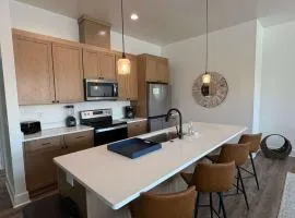 Stylish coastal home near beaches and shopping