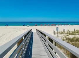Bella Luna 201- High end Luxury-Walk to Flora-Bama-Boaters Paradise-Amazing View