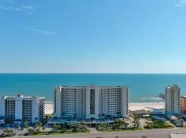 Admirals Quarters 1403-Beachfront 2 King Suites Free parking for 2 Vehicles
