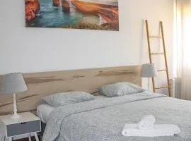 2BR Estoril Apartment Near Beach Cascais