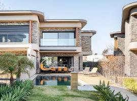 Luxurious Villa Private Pool Private Beach Views, khách sạn ở Bodrum City