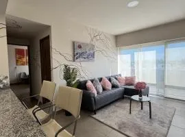 Beautiful 2-bedroom apartment east of León