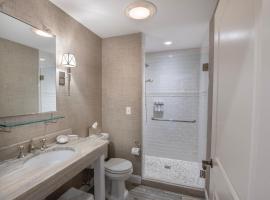 The Grand Hotel, Hotel in Kennebunk