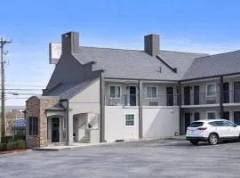 Quarters Inn & Suites