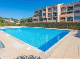 Appartement lumineux,piscine proche plage