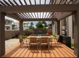 Golden Palm Apartment