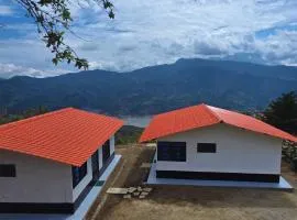 Twin House, casas campestres con vista al embalse