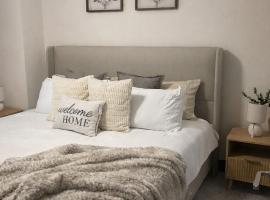 The Luxury Den, hôtel à Decatur