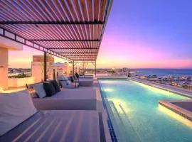 Sea View, Private Pool, Rooftop & Boardwalk