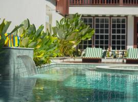 Pousada Valhacouto, hotell i Paraty