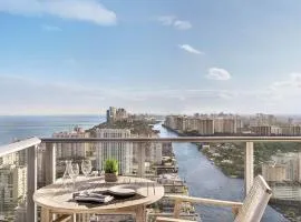 HYDE BEACH HOUSE 2 bedrooms Luxury CONDO Book NOW