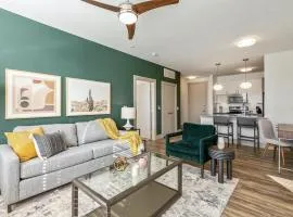 Landing Beautiful 1BD Game Room Clubhouse
