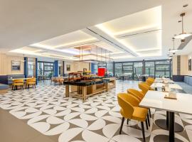 Holiday Inn Express Luding by IHG, Hotel in Garze