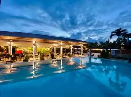 Summit Rainforest Golf Resort & All Inclusive