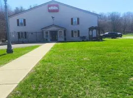 Royal Inn Rockville IN by Hotel O