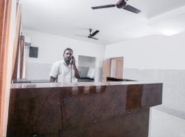 Hotel O Nest Residency, Hotel in Podanūr