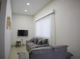 Executive House 3BR Luque Near the Airport
