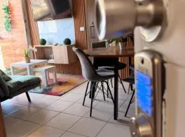 Depto Full Equipado- calefacción - Acceso directo a Ruta 5