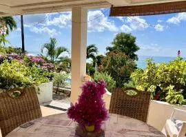 Cozy sea view apartment with beach at walking distance and pool