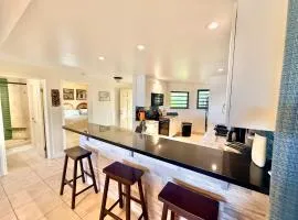 Sunset Oasis - 2Br Beach Front Condo