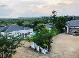 Bright's Exclusive Family Villa