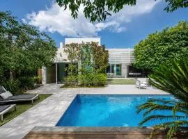 The Art House by the Beach