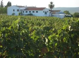 Moriles Traditional Farmhouse for 8