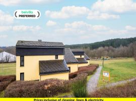 Nature retreat home in Hambachtal Holiday Park, hotel a Oberhambach