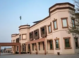 Midway Hotel & Restaurant