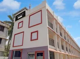 Super Townhouse Kazhakootam Formerly Tajma