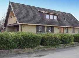 3 Bedroom Cozy Home In Degeberga