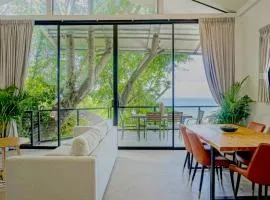 v27 Sunset Horizon Villa Seaview