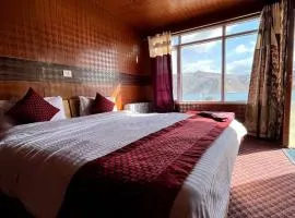 Soma Retreat Cottage, Pangong Lake