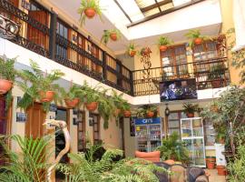 Hotel Kasa Kamelot, hotel em Quetzaltenango