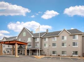 Country Inn & Suites by Radisson, West Bend, WI, hotel di West Bend