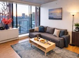 Modern Downtown Apartment with Million City Views