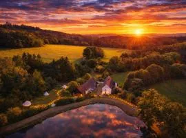 Glamping Hive by Stream