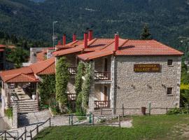 Village Inn, hotel di Áno Khóra