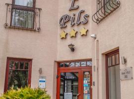 Hotel Pils with Self-Check in, hotel em Sigulda