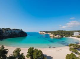 Meliá Cala Galdana: Cala Galdana'da bir otel
