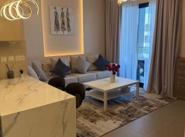 Viesnīca Elegant 1BR Apartment in Al Mouj pilsētā Ḩayl Āl ‘Umayr
