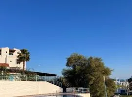 Studio moderne soleil piscine wifi à cabonegro