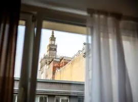 Super Central Modern Flat #Palace View #55''Smart TV #Fast Wi-Fi #Metro